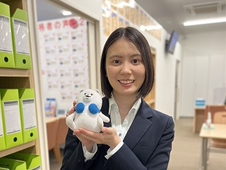 東 里奈