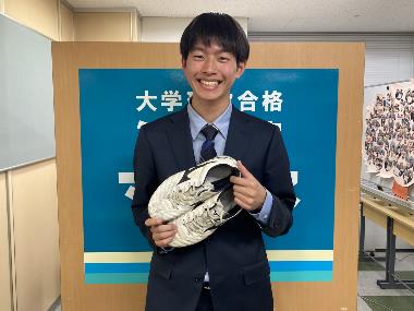猪野　隼祐