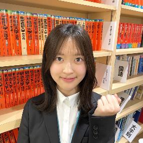 出身高校：横浜共立学園高校