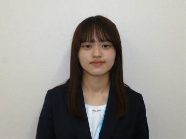 稲田 彩華
