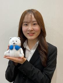 伊川 真尋