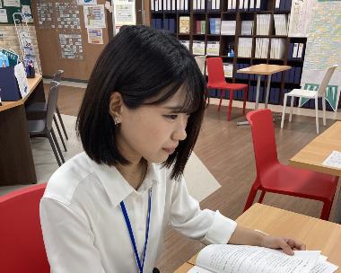 在籍大学：早稲田大学　文学部