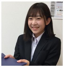 川口　真弥