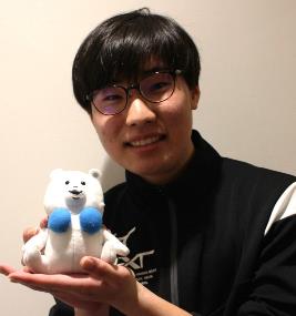 大川原　耀人