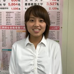 おもろまち校 河合塾マナビス スタッフ紹介 現役合格をめざす高校生の大学受験予備校